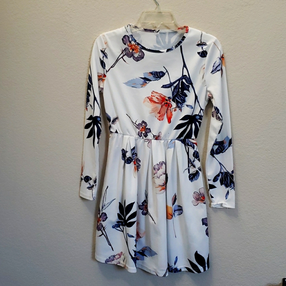 Long sleeve mini dress